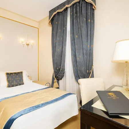 Szálloda A La Commedia Velence