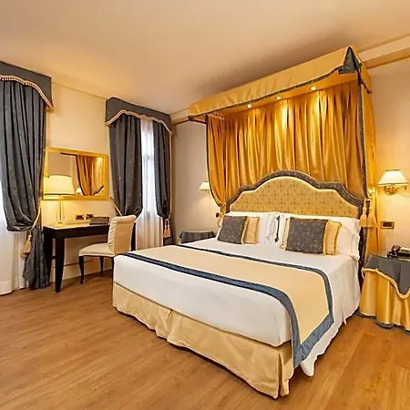 Hotel A La Commedia Benátky