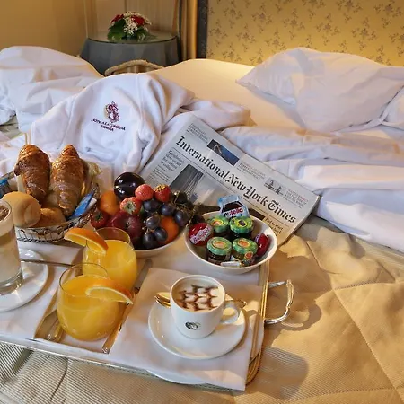 Hotel A La Commedia Venice