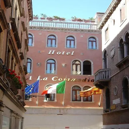 A La Commedia Szálloda